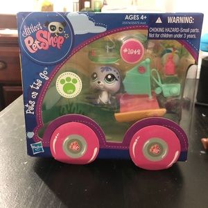 Littlest pet shop